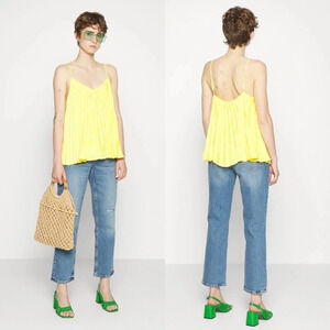 Banana Republic High Rise Straight Distressed  Jean Zion
Wash Denim